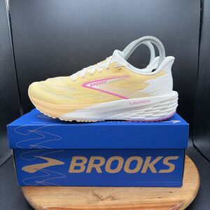 Brooks Launch 11 Womens Size 6.5 Running Shoes Sherbert Sneakers 1204391B164